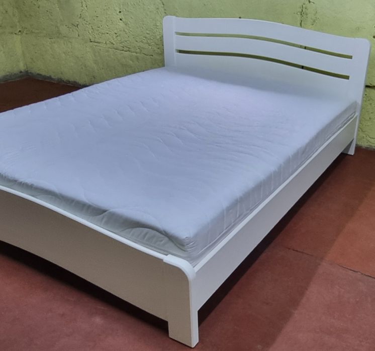 Ліжко дерев'яне кровать. Доставка.