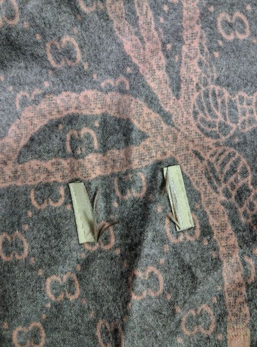 Шарф Gucci GG Guccissima кашемировый унисекс монограмный
