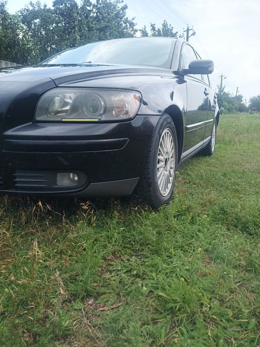 ПРОДАЄЦЯ Вольво v50