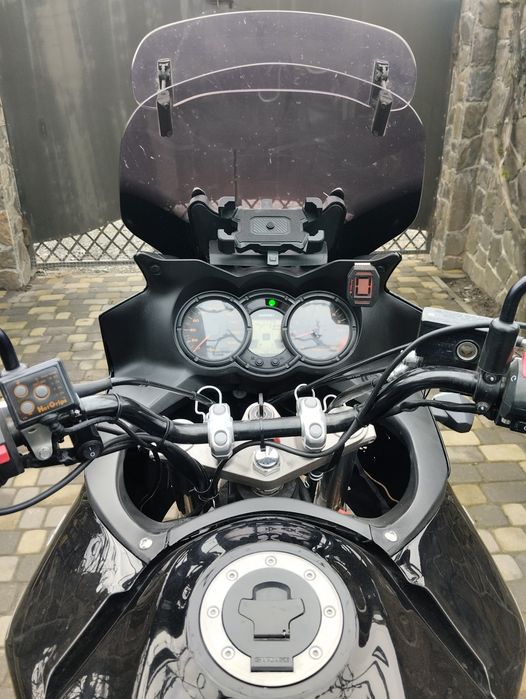 Сузукі v strom 650