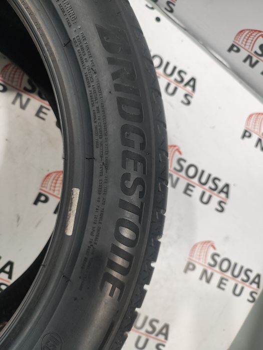 2 pneus como novos 305-40R20 Bridgestone - Oferta dos portes