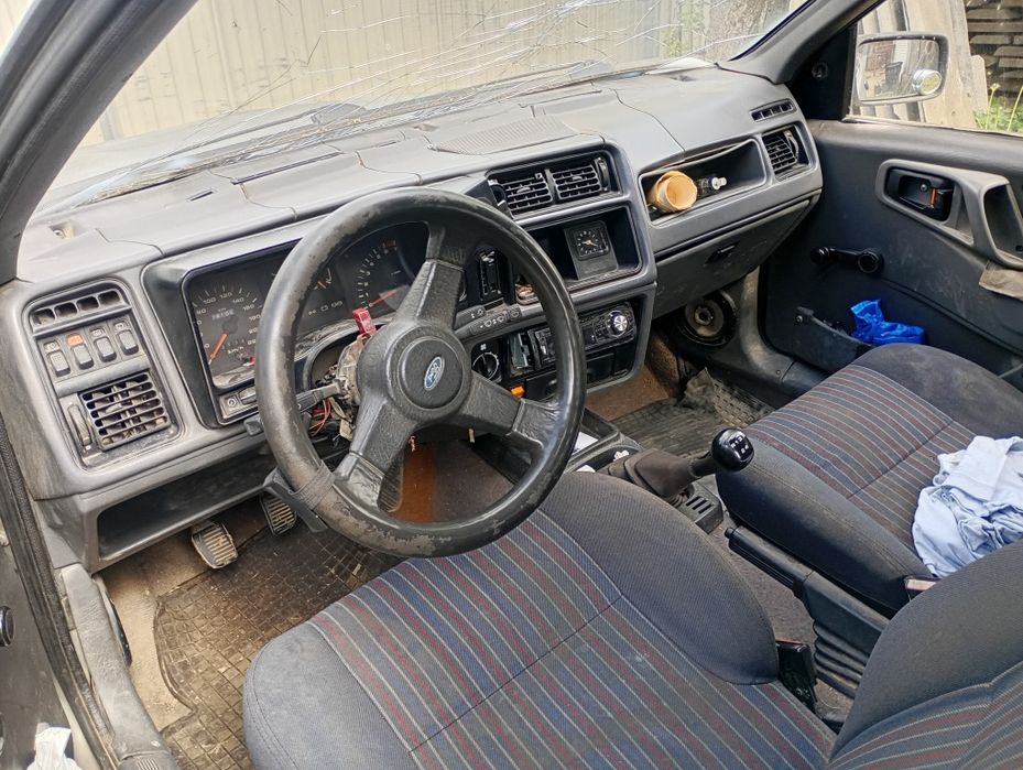 Ford Sierra 2.0i