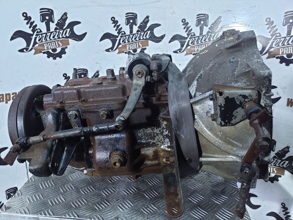 Caixa De Velocidades Toyota Dyna Bu30 Ref: S/ Ref