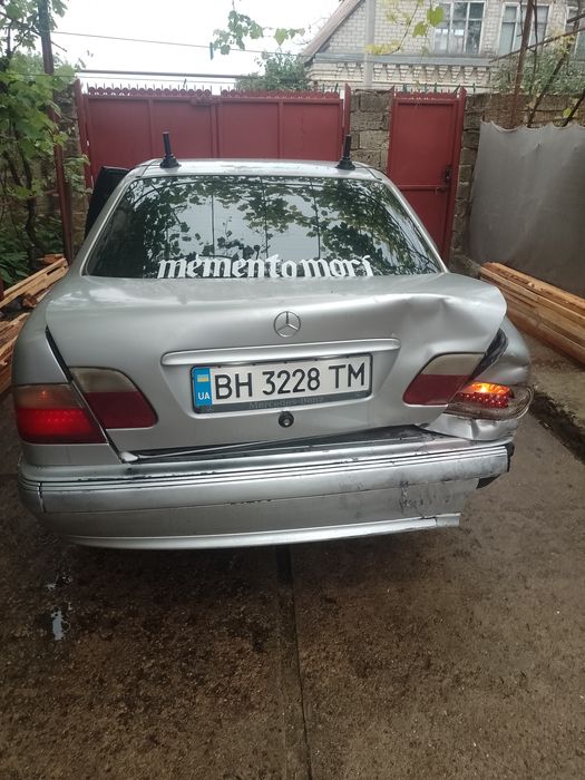Мерседес w210 ,2,7