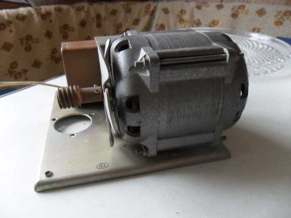 Продам Асинхронный электродвигатель  КД - 50 - У4 ( СССР )