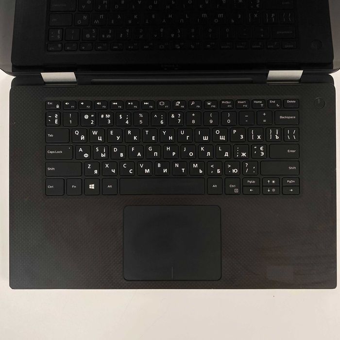 Ноутбук Dell Precision 5530 2in1 15.6" FullHD Touch i5-8305G/8 RAM/512 SSD/AMD RX Vega M GL 4 GB