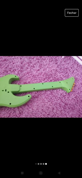 Panda guitarra musical