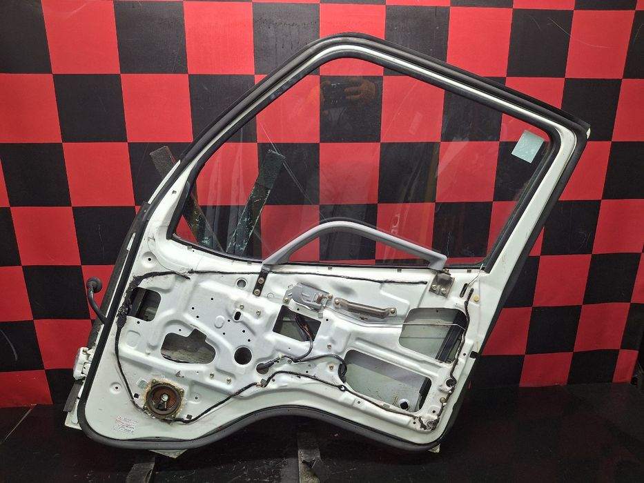 Porta frente direita MITSUBISHI Canter (FB7, FB8, FE7, FE8) VII
