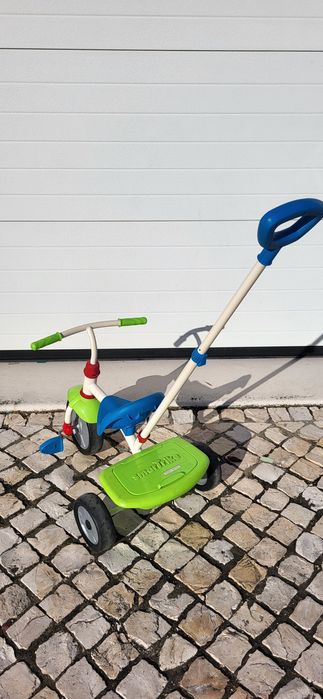 Triciclo usado em bom estado
