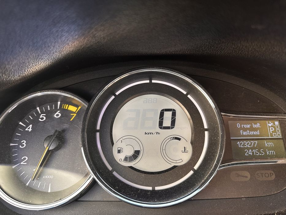 Renault Megane 2012 VIN VF1DZ1E0T46636138 фото оголошення 17 з 24