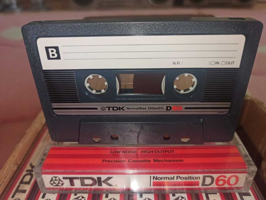 [希少]TDK CASSETTE TAPE Dシリーズ[海外版]4種セット Японские аудиокассеты TDK D 90 ранние в идеальном состоянии: 200