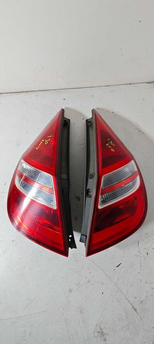 HYUNDAI I30 HATCHBACK 2007 ROK Lewa i Prawa Lampa lewy i prawy tył