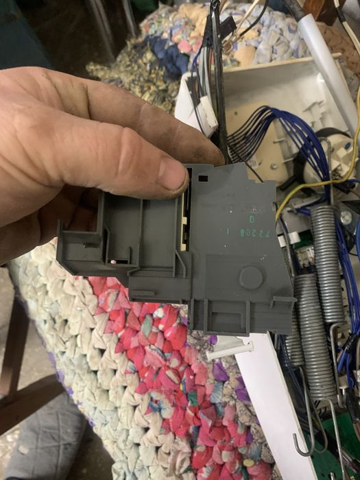 Ситиралка Whirlpool