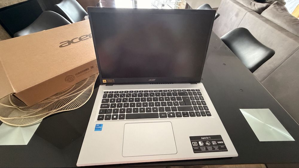 Notbook acer 1 T