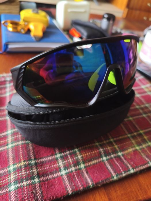 Okulary przeciwsłoneczne na rower Uwex.