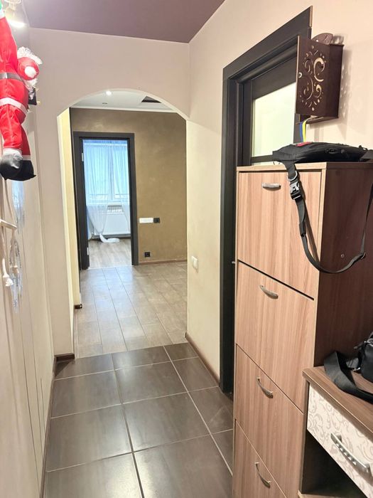 Продам 3 кімнатну квартиру в центрі м.Апостолове