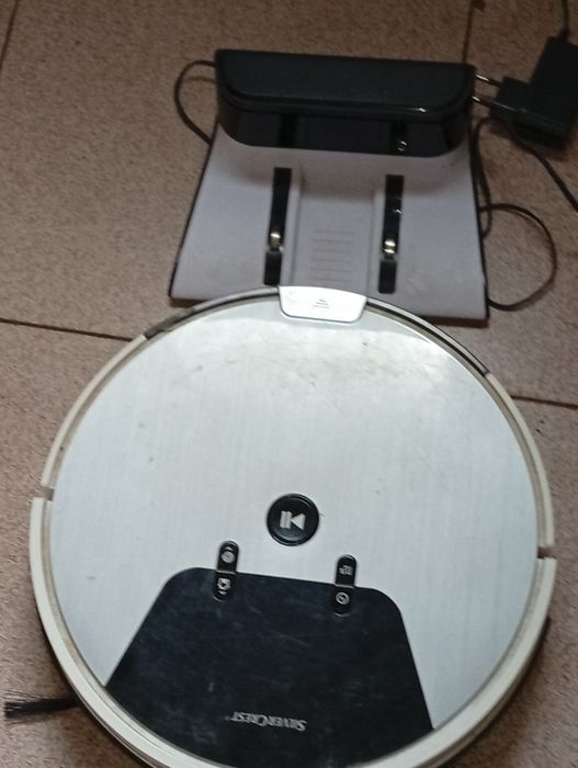 Robot de Aspiração a bateria com carregador