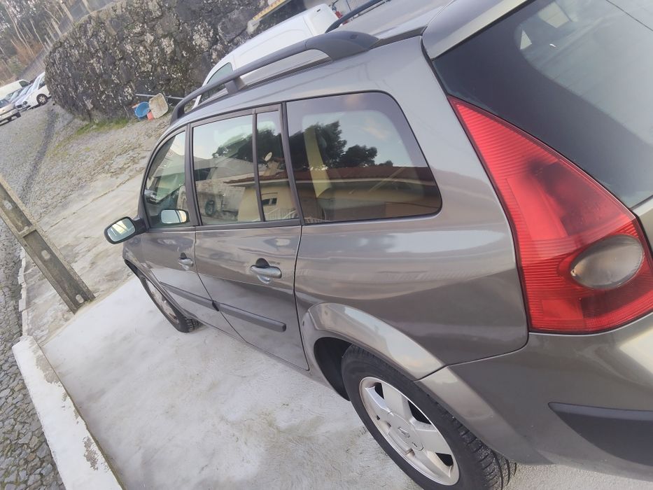 Renault Megane break com distribuição mudada e revisão feita .. impecá
