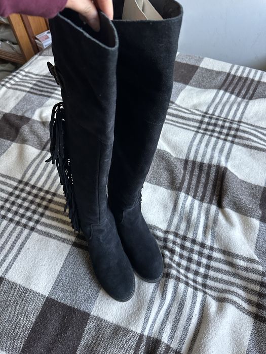 Botas altas em camurça