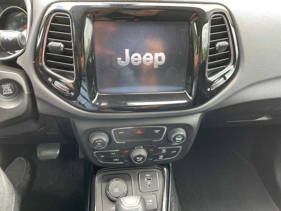 Автомобіль jeep Compass II