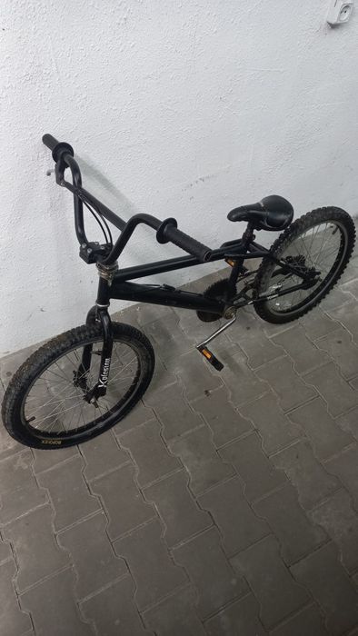 Продам велосипед БМХ