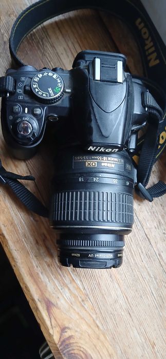 Lustrzanka Nikon D3100 + obiektyw kit. 18-55mm, zapis video Full HD