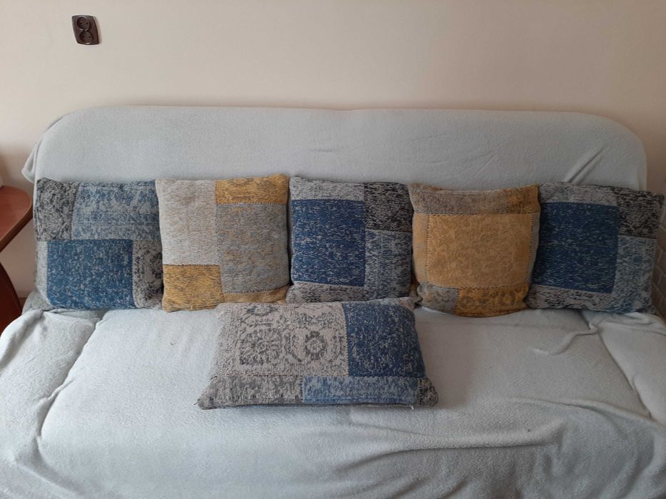 Narzuta nakrycie na łózko 220x150cm + 6 x poduszka pufa Bawełna