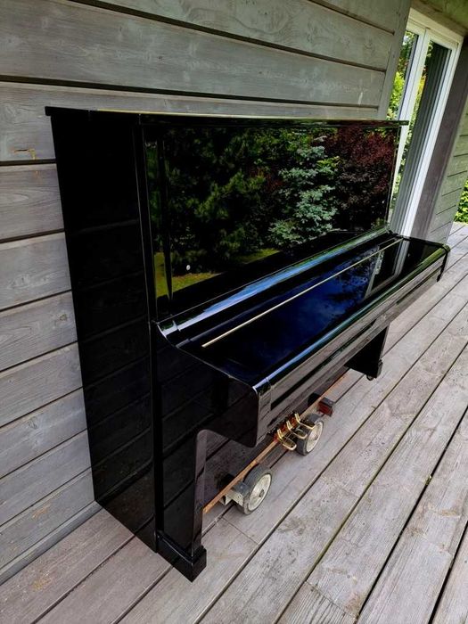 Pianino YAMAHA U2 127cm 1975r CZARNY POŁYSK