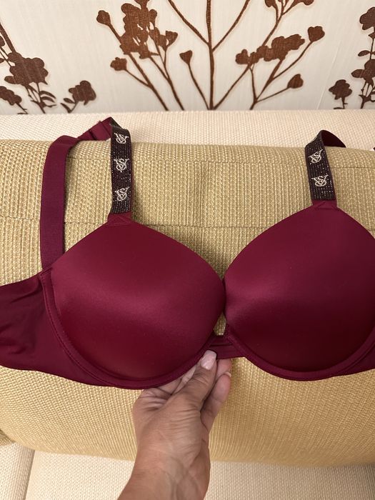 Продам лифчик Виктория Сикрет , Victoria’s Secret