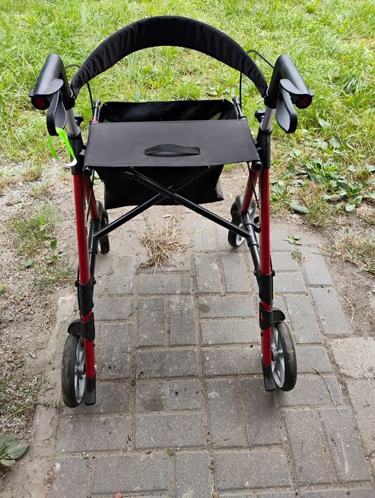 Chodzik dla osoby niepełnosprawnej