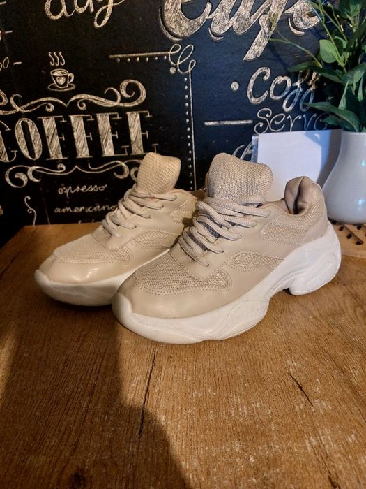Buty beżowe Vty 37