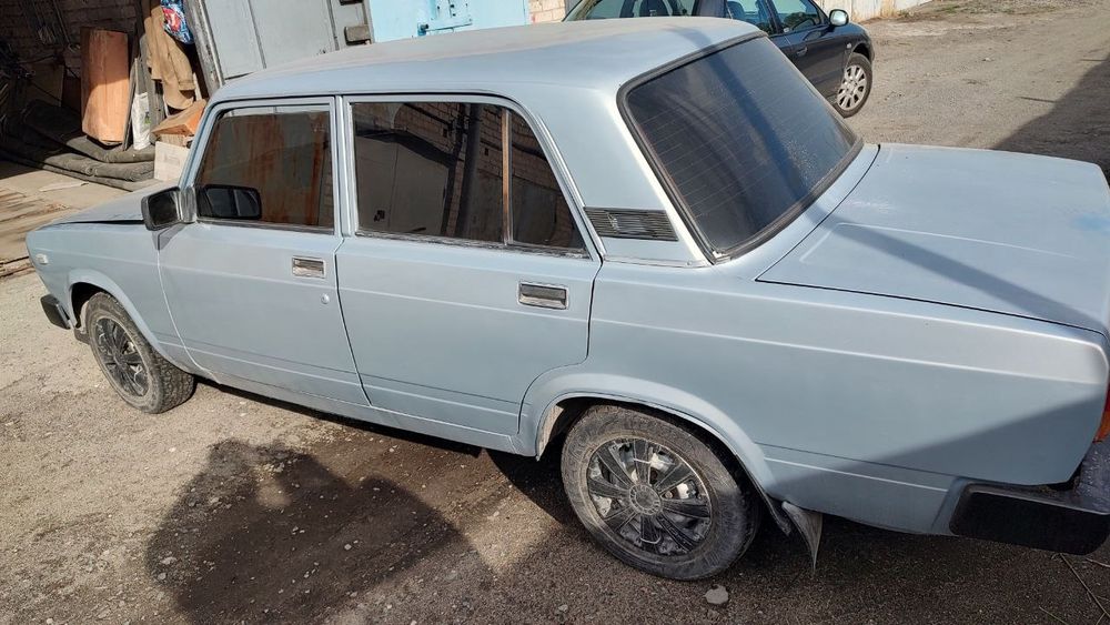 Продам Ваз 2105 в нормальном состоянии