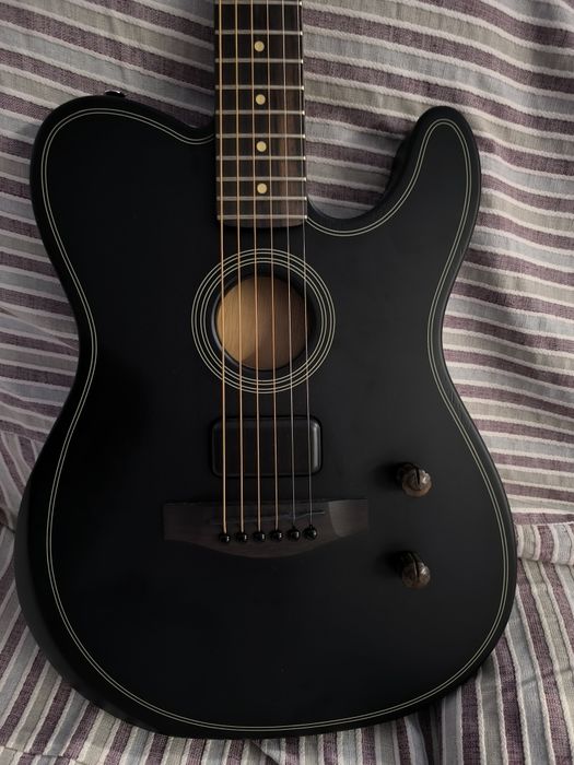 Fender acoustasonic