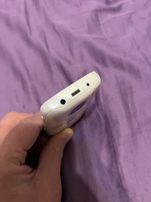 Продам сенсорный  Nokia 311 состояние отличное,рабочий