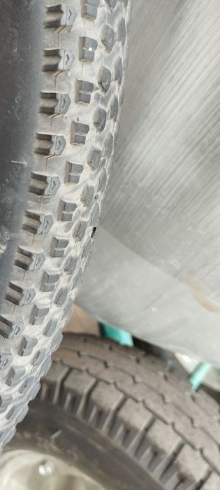 Продам велосипедну покришку