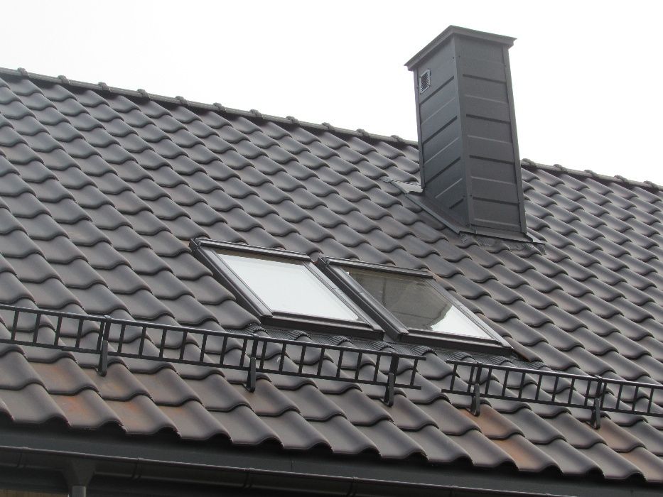 Obrobienie komina blachą