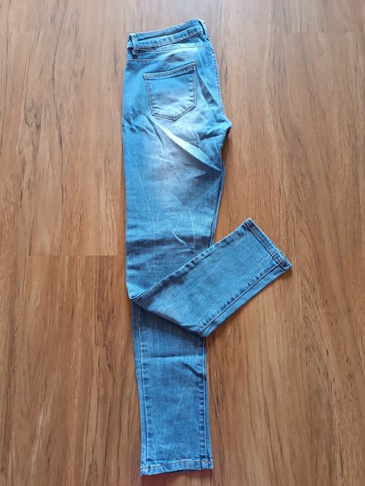 Jeansy Reserved Slim W28, L32 rozmiar wg mnie 36.