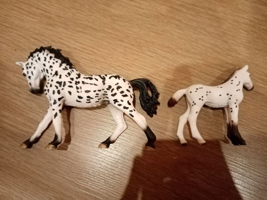 Schleich zestaw konia i źrebaka