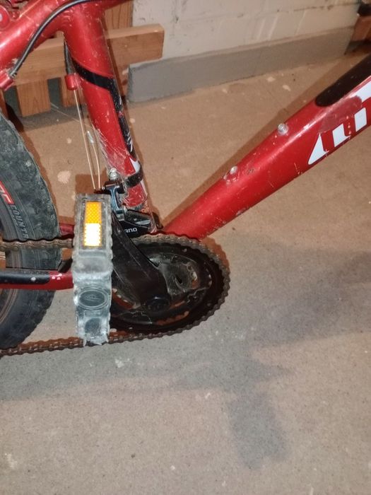 Sprzedam rower młodzieżowy 24 całe MAXIM