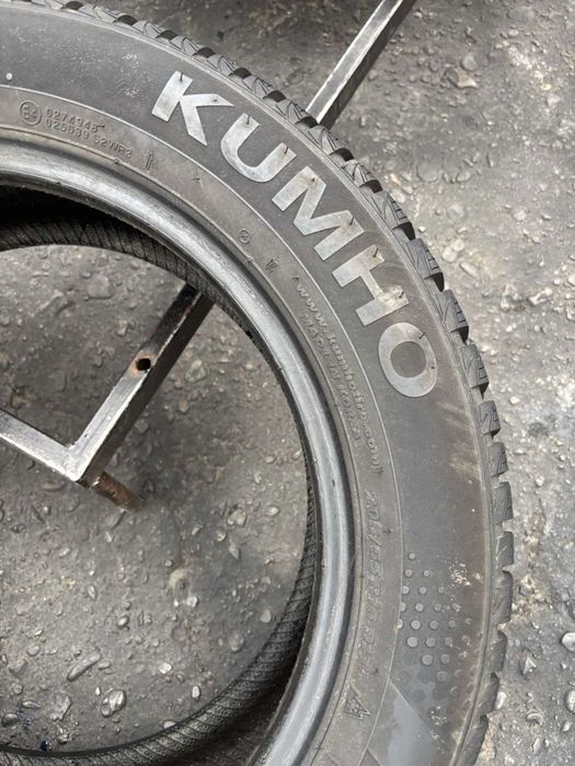 Шини 205/55 R16 Kumho 7-7,5мм  зима