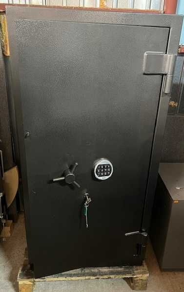 Сейф Гріфон вегнезламотревкий 2 клас