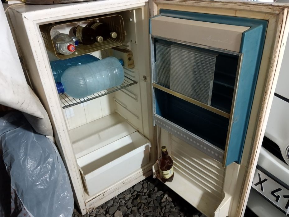 Холодильник рабочий