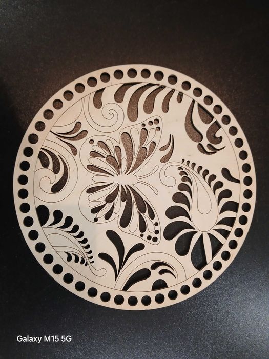 Drewniane bazy do wyplatania koszyków