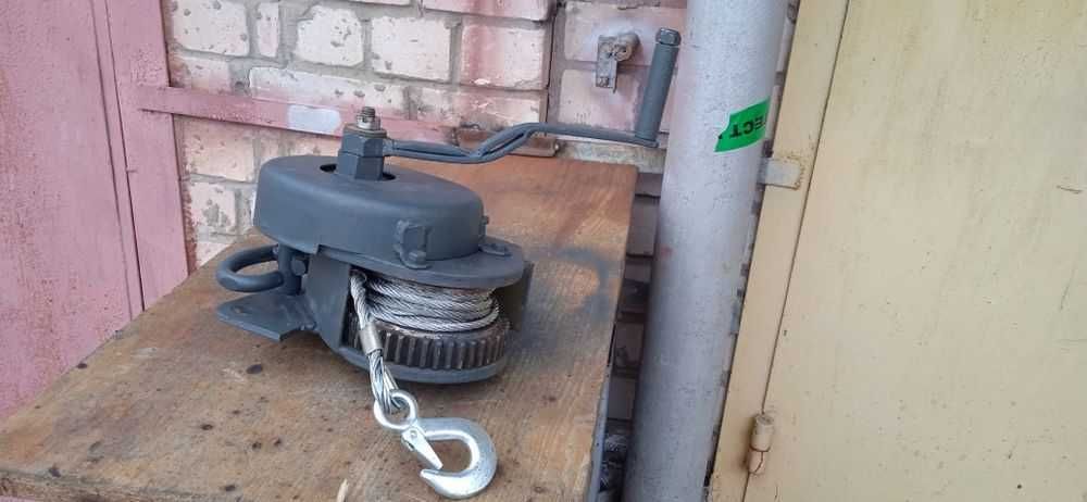 Лебідка тягово-монтажна