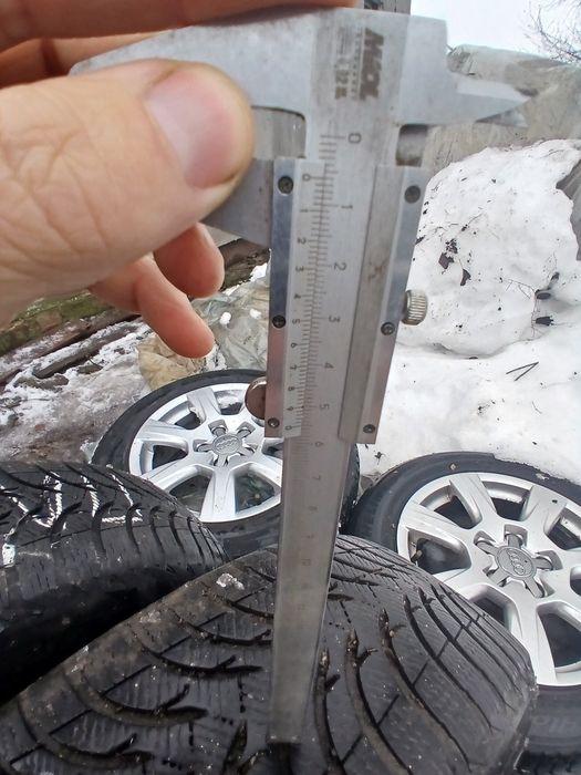 Колеса ауді Audi а4б8 R16 5×112 з зимнею резиною