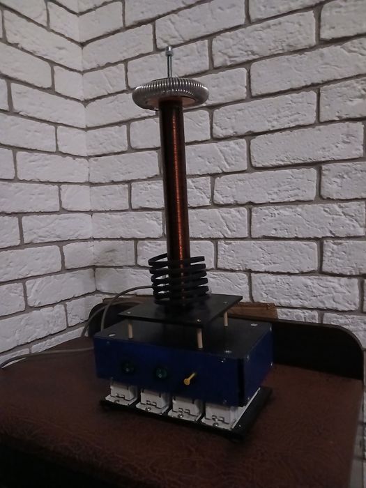 Котушка Тесли (трансформатор Бровіна)