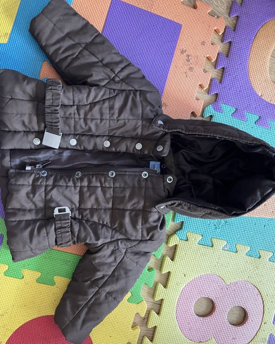 Kurtka brazowa ladna z kapturem 86