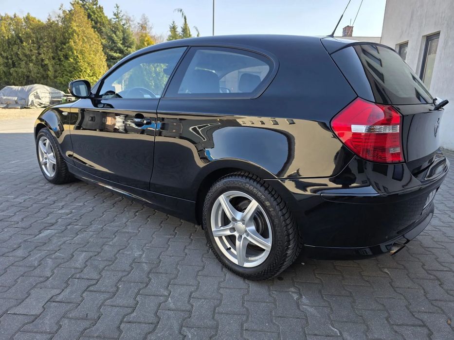 BMW Seria 1 116/122KM 2010R Lift, Czarna, Zadbana, Niski przebieg, Zobacz!