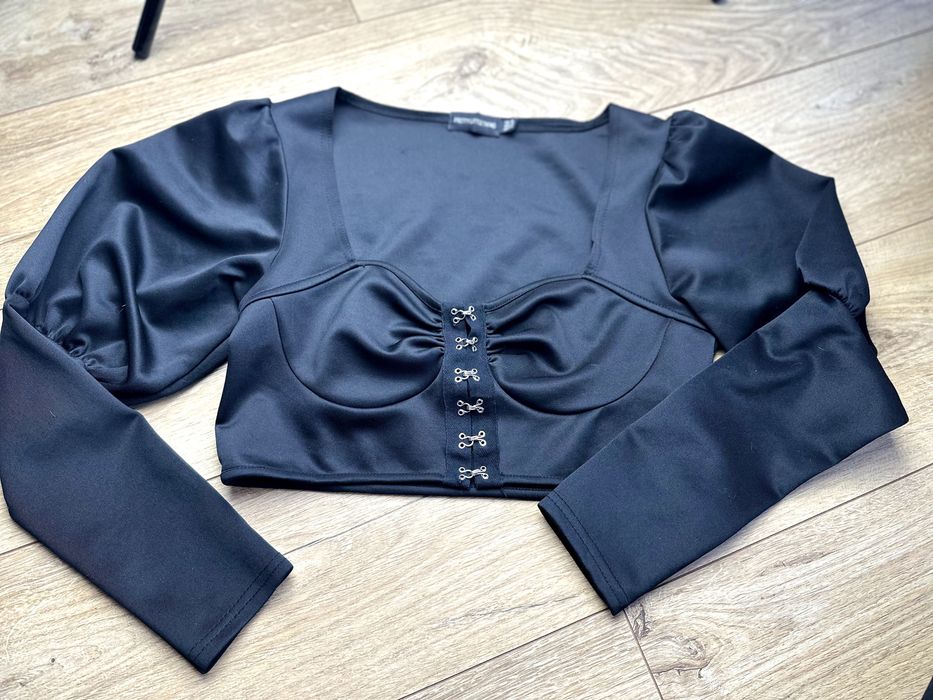 PrettyLittleThing top czarny nowy 44