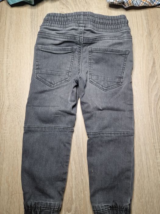 Jeansy joggersy rozm. 98